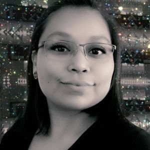 Meet your Posher, Cassandra